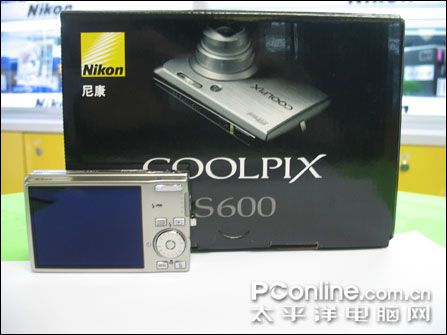 尼康S600