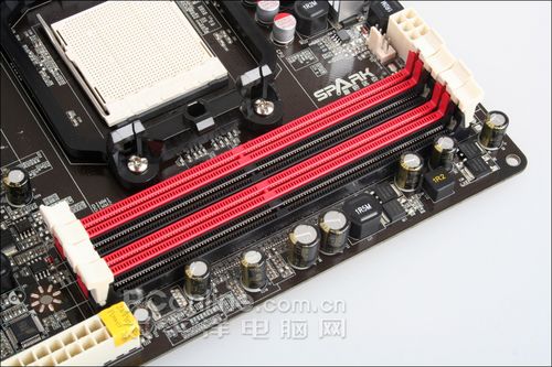 斯巴达克780G/780V主板评测