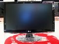 LG W2253V