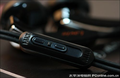 ζ  MH03