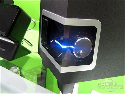 多彩 X501