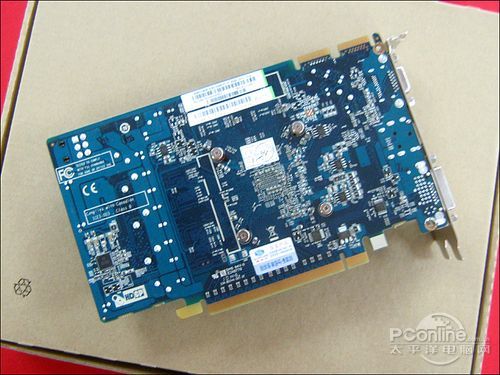 蓝宝石 HD5670 512M GDDR5至尊版