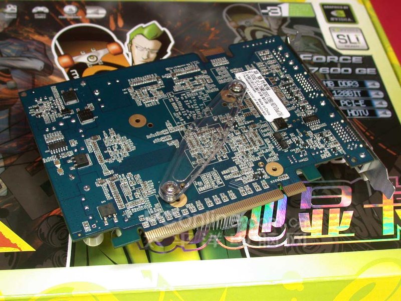 ӰGeForce 7600GEǻҰ(80um)ͼ