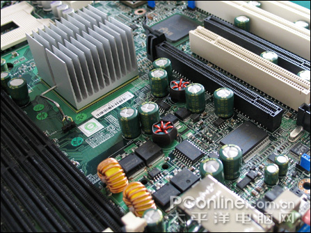 1021846_070524_supermicro_X6DA8-G2_8.jpg