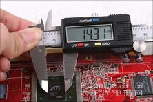 RV570 Radeon X1950Pro核心封装