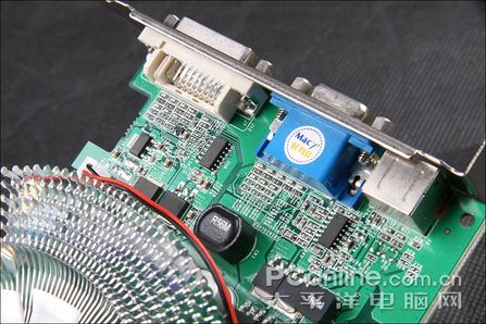 铭鑫 视界风PK版 8600GTU-256D3;8