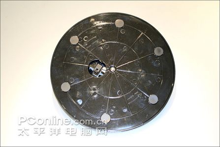 AOC 2217WC 22…家壕允酒?