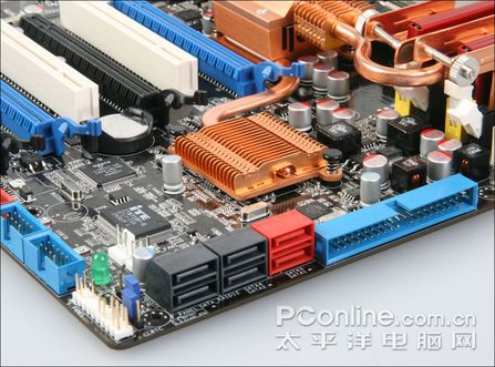 华硕 790FX