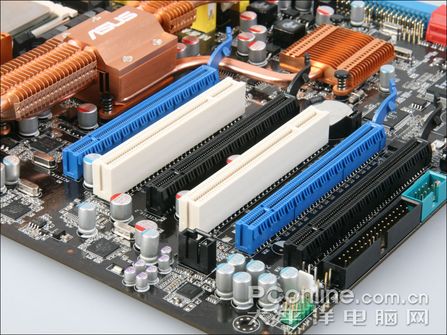 华硕 790FX