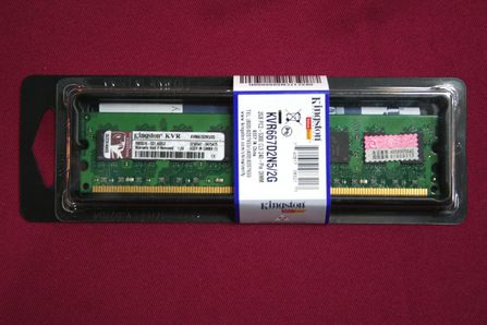 金士顿DDR2 667 2G(KVR667D2N5)