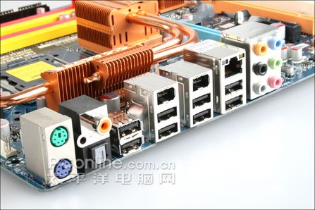 技嘉EP35-DS4主板