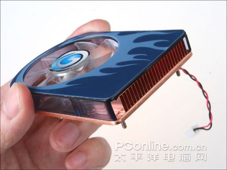 影驰 9600GT 刀锋版