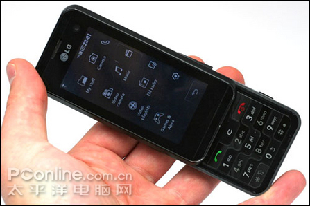 LG KF700