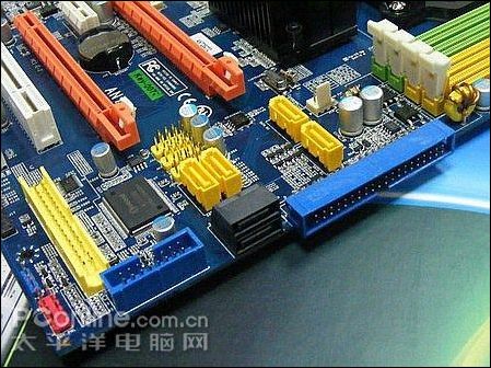 影驰750a SLI