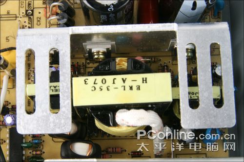 先马 超影400电源