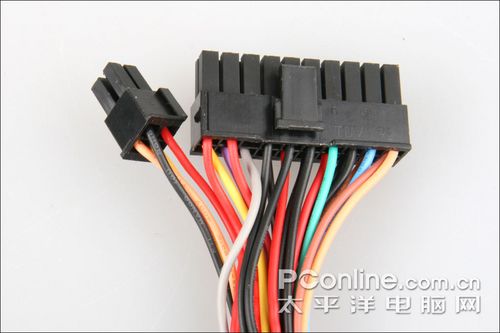 先马 超影400电源