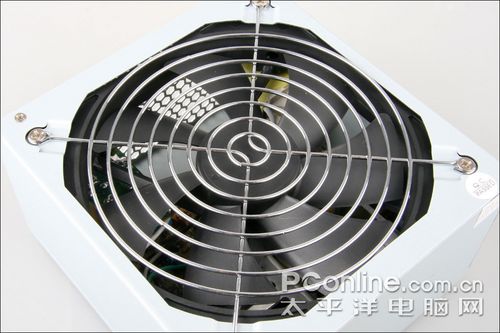 先马 超影400电源