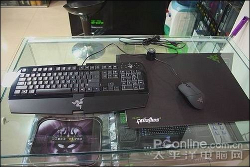 Razer 三齿熊蛛