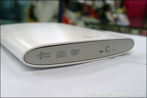 LG GP08NU201