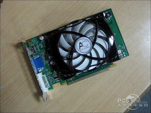 盈通 GT240-TC1024GD5豪华版